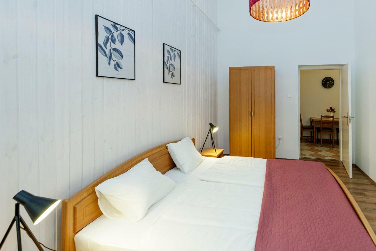 Sophie Apartman Eger Exterior photo