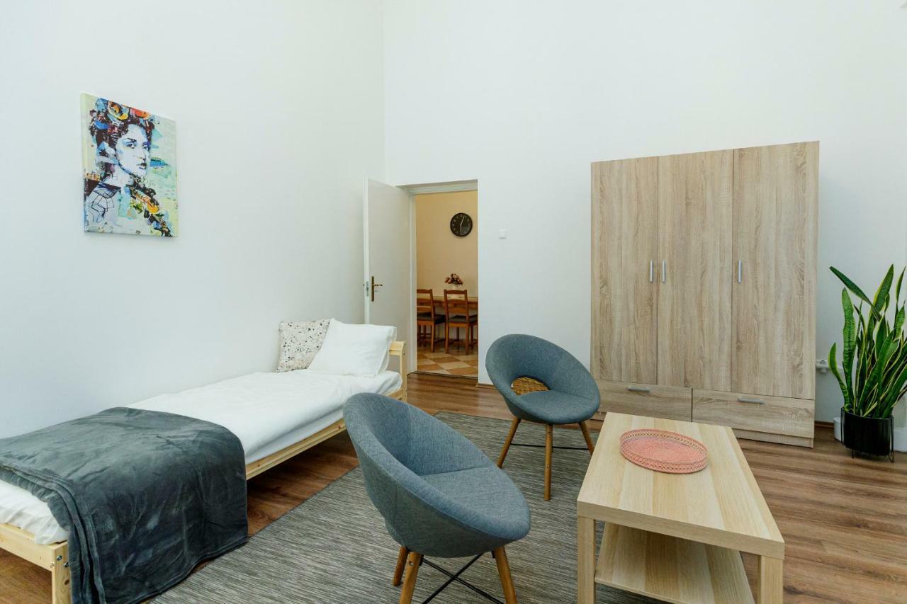 Sophie Apartman Eger Exterior photo